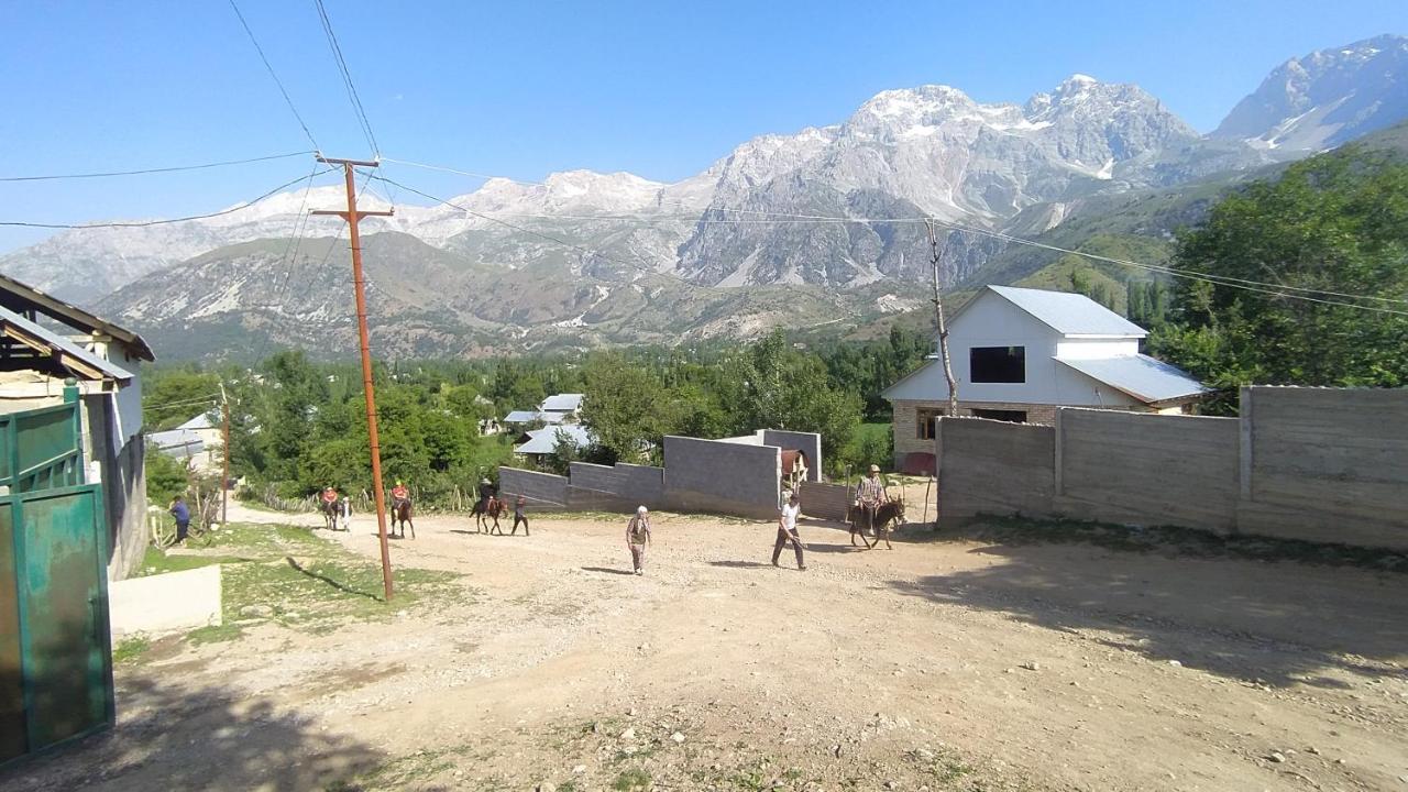 Panorama Hotel Arslanbob Exterior foto